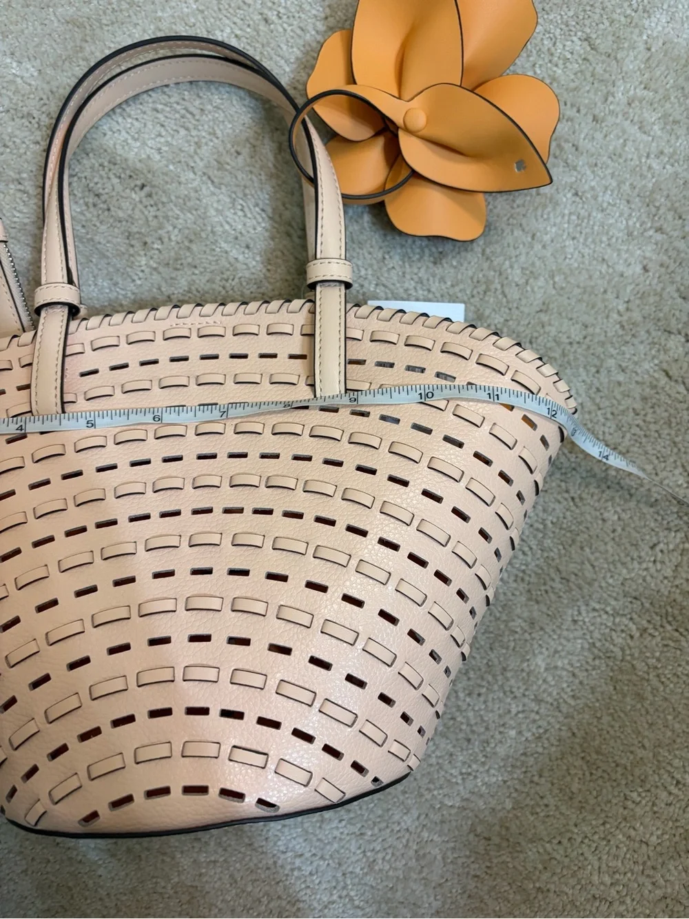 kate spade Dahlia Tote Bag in Crisp Peach NWT MSRP $399